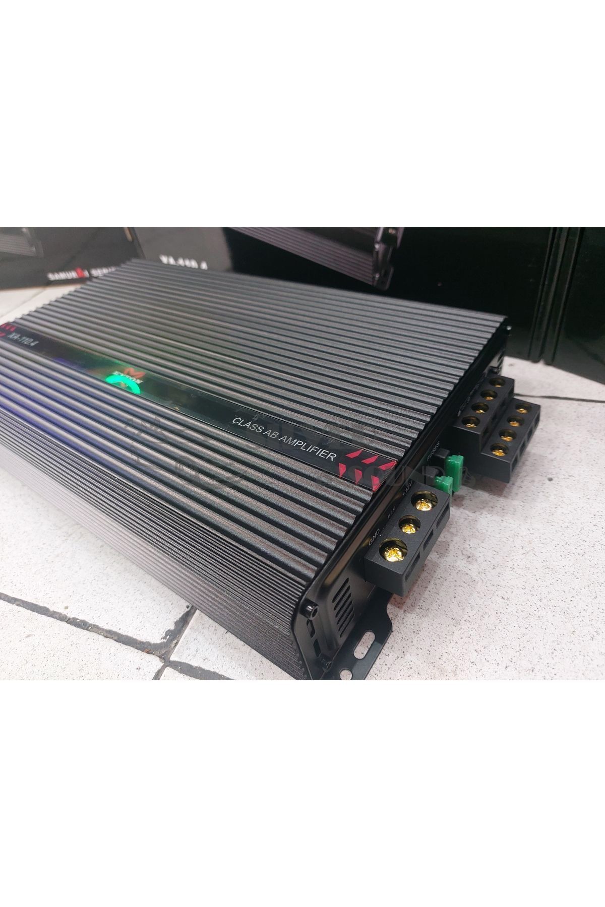 Eyton XA-110.4 Samurai Series 4 Kanal Amfi stereo 